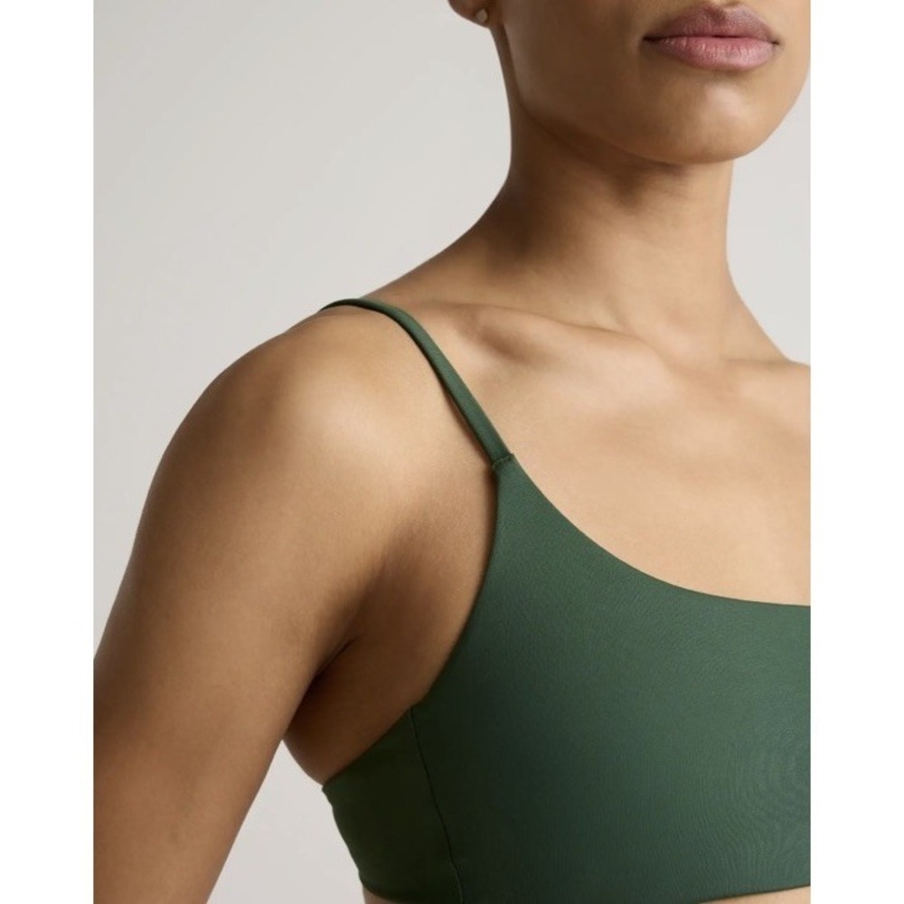 NWT Quince Italian Scoop Neck Bikini Top Large, Palm MSRP $62 UV Protection - Picture 2 of 5
